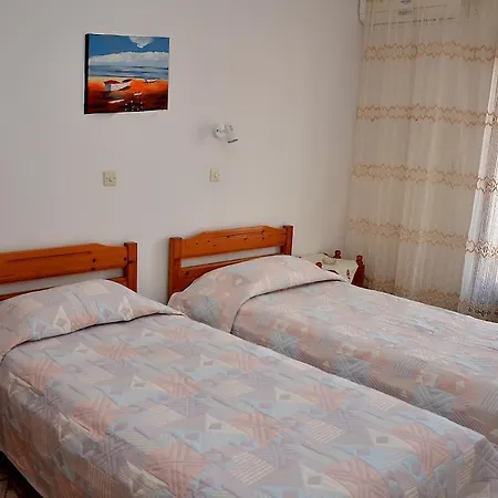 La Plage Hotel *